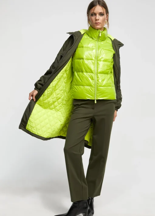 Anorak acolchado con capucha