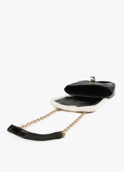 Bandolera detalles borreguito