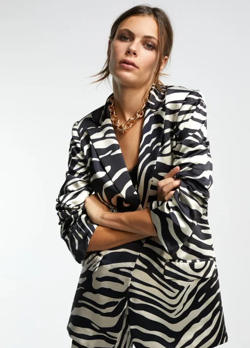 Blazer estampada cebra