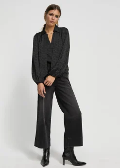 Blusa con lazo