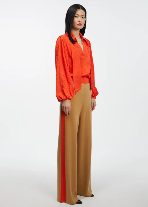 Blusa con lazo