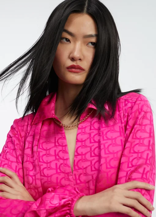 Blusa con lazo