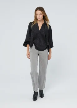 Blusa con lazo