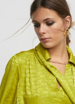 Blusa con lazo