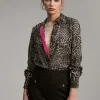 Blusa detalle contraste