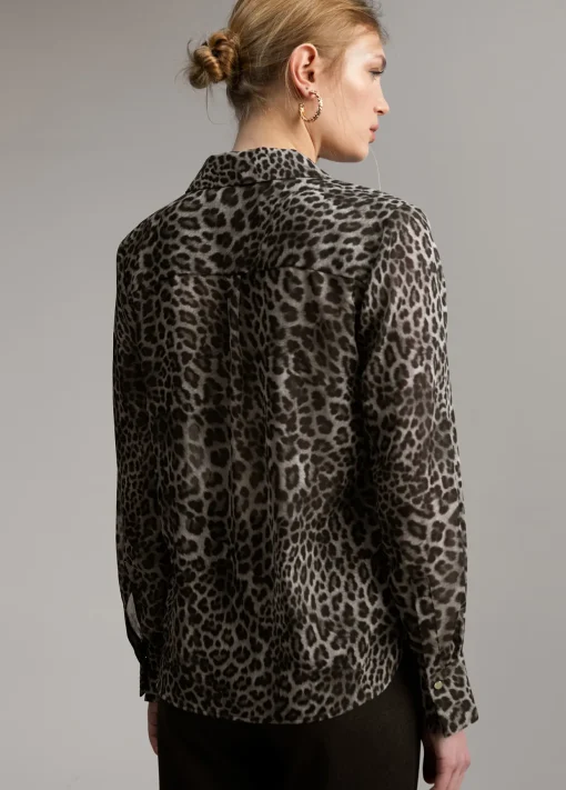 Blusa detalle contraste