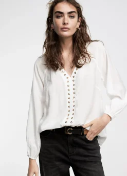 Blusa detalle eyelets