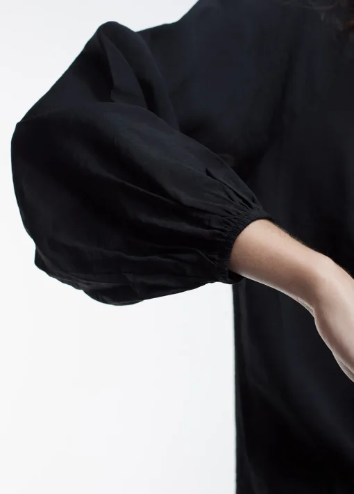 Blusa detalle eyelets