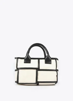 Bolso bandolera con detalles a contraste