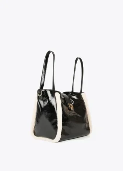 Bolso efecto piel brillante