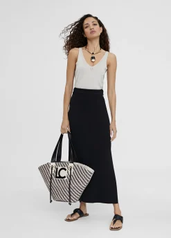 Bolso tipo cesta en efecto rafia