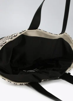 Bolso tipo cesta en efecto rafia