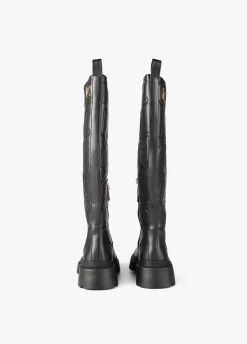 Bota alta logotipada |  COLECCIÓN LOLA | Lola Casademunt