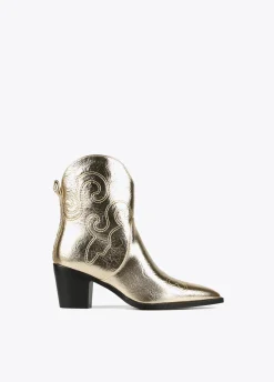 Botín estilo cowboy