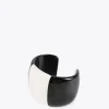 Brazalete rígido blanco y negro