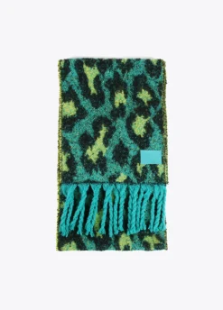 Bufanda animal print y flecos