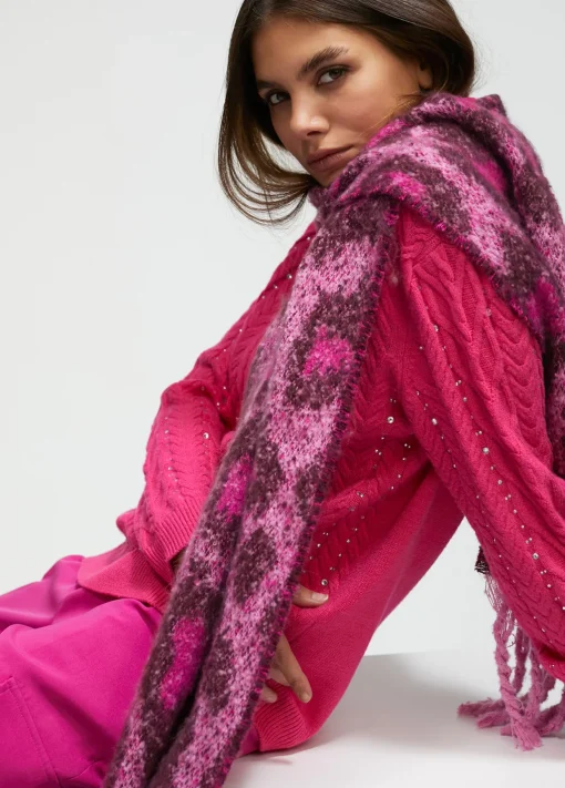 Bufanda animal print y flecos
