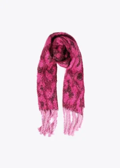 Bufanda animal print y flecos