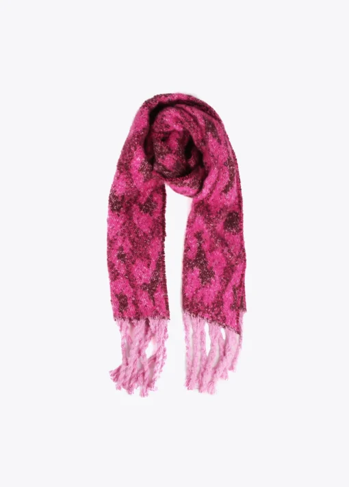 Bufanda animal print y flecos