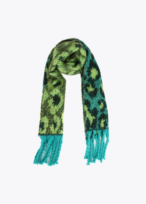 Bufanda animal print y flecos