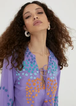 Caftan corto con bordado