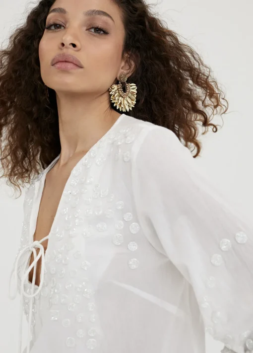 Caftan corto con bordado