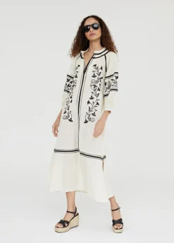 Caftan largo con bordado