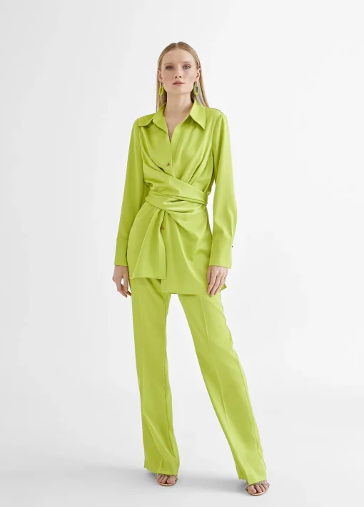 Camisa anudada