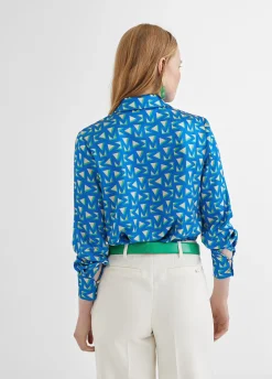 Camisa azul estamapada