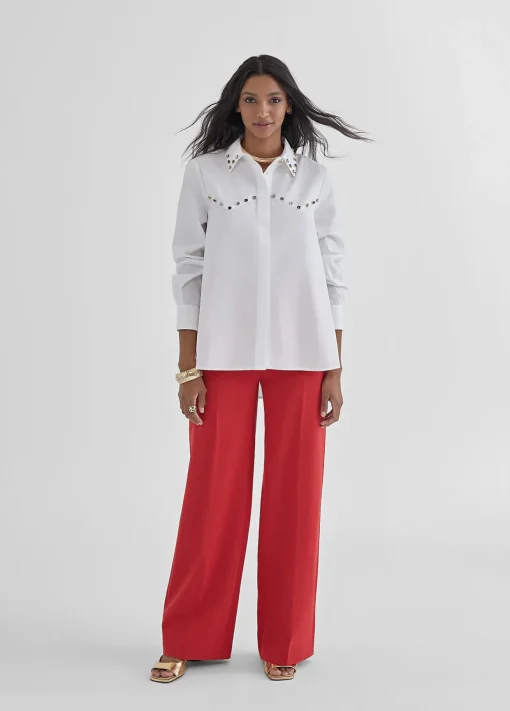 Camisa con detalle joyas