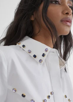 Camisa con detalle joyas