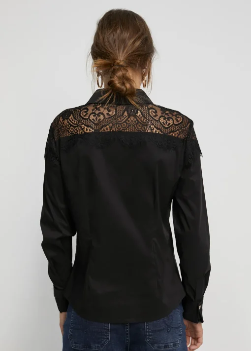 Camisa con encaje