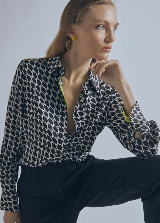 Camisa detalle fluor |  Ropa | Lola Casademunt