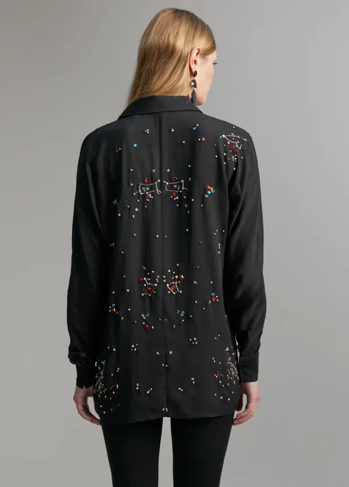 Camisa detalle joyas