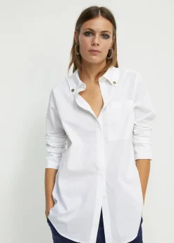 Camisa detalle logo