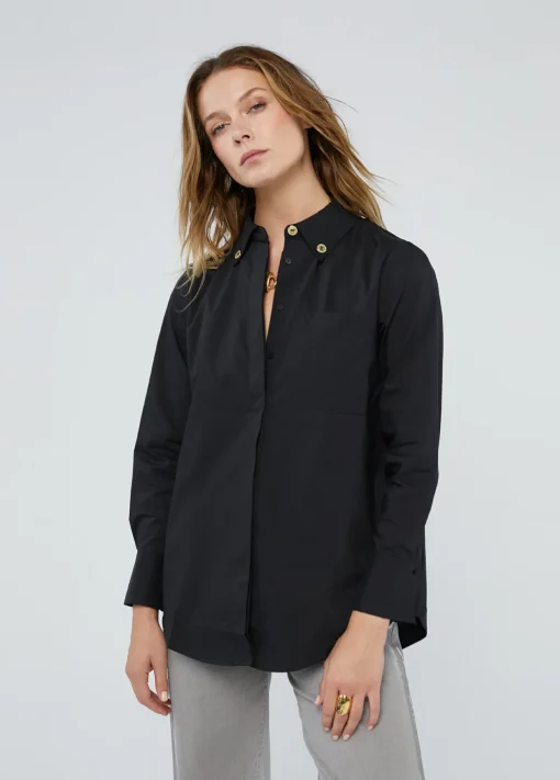 Camisa detalle logo