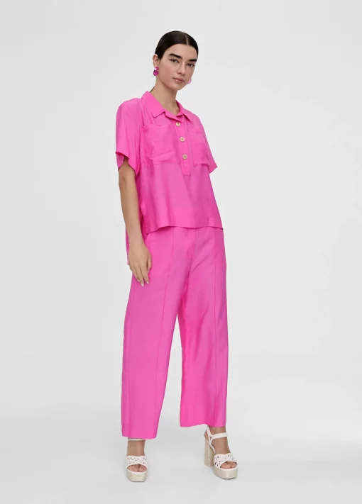 Camisa fluida con bolsillos