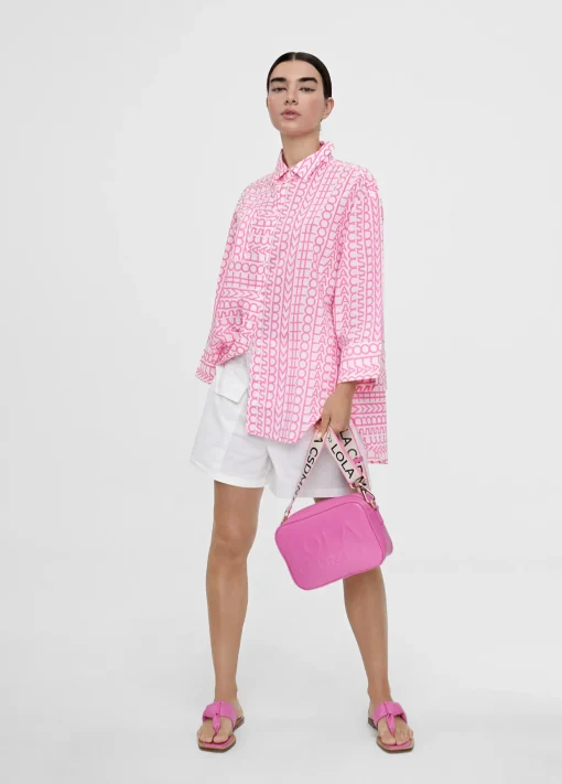 Camisa logomanía