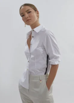 Camisa logotipada detalle cinta |  COLECCIÓN LOLA | Lola Casademunt