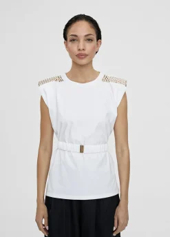 Camiseta con cinturón