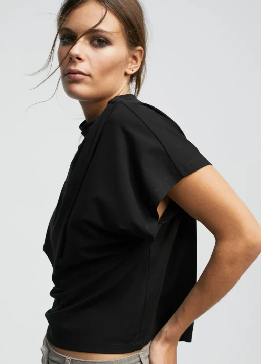 Camiseta cuello perkins