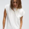 Camiseta detalle bordado
