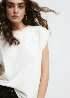 Camiseta detalle bordado