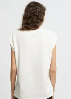 Camiseta detalle bordado