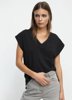 Camiseta detalle cadena