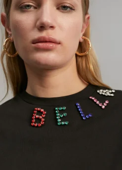 Camiseta detalle pedrería