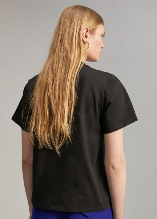 Camiseta detalle pedrería