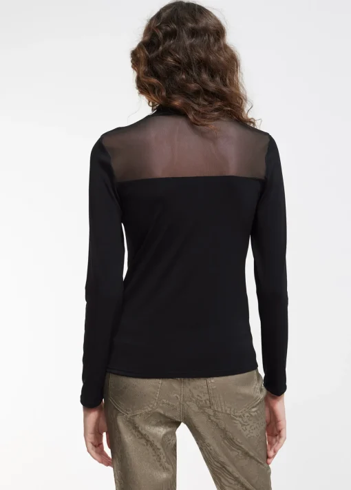Camiseta detalle transparencia