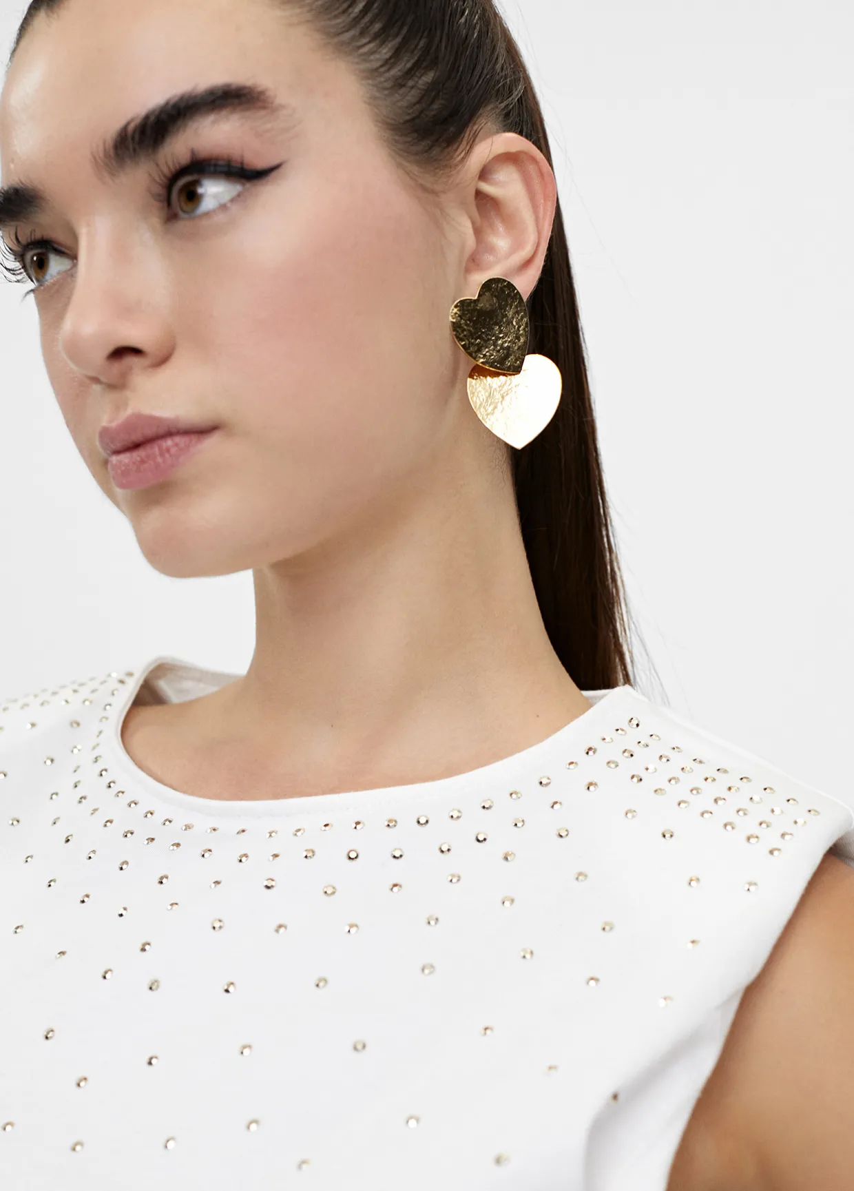 Camiseta hombreras strass