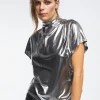 Camiseta laminada plata